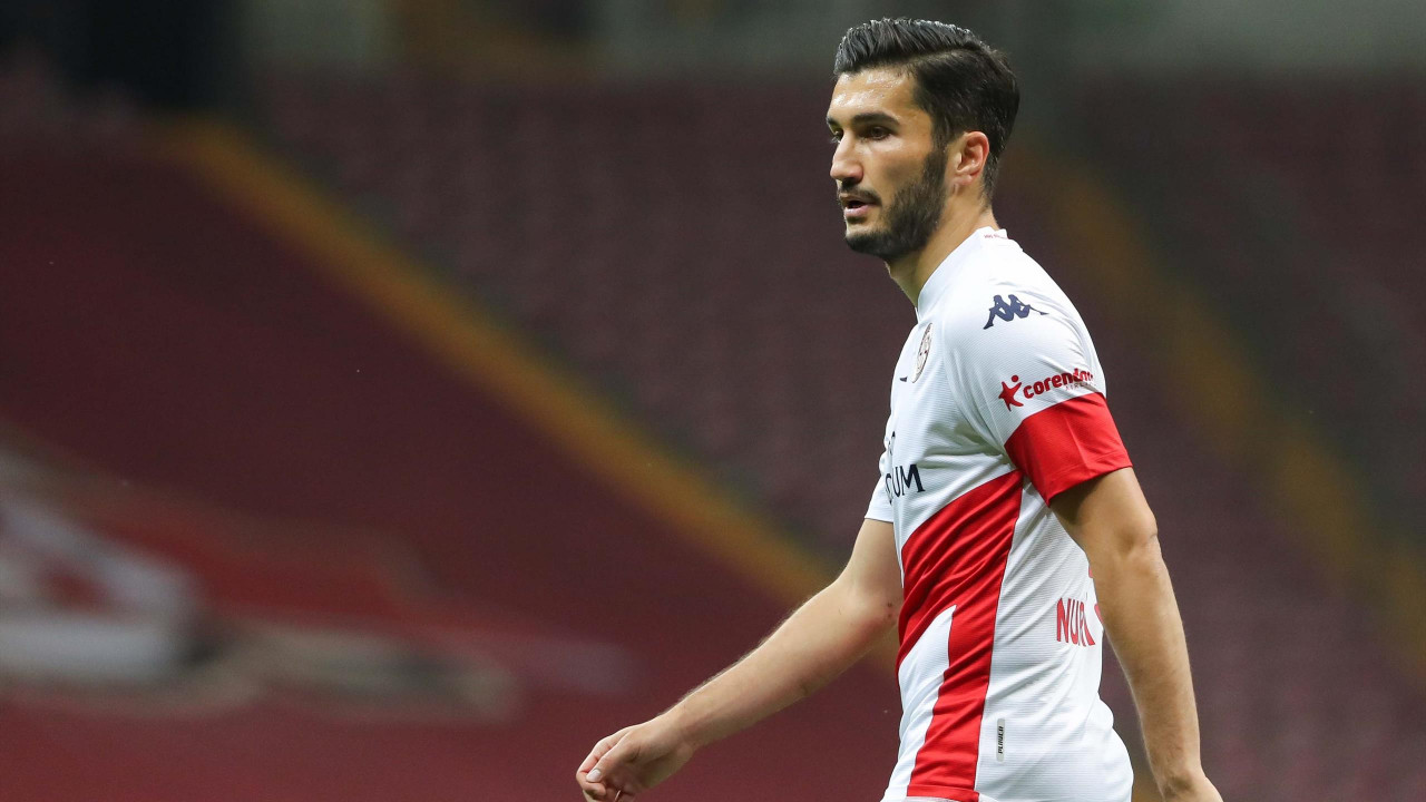 Nuri Şahin futbolu bıraktı