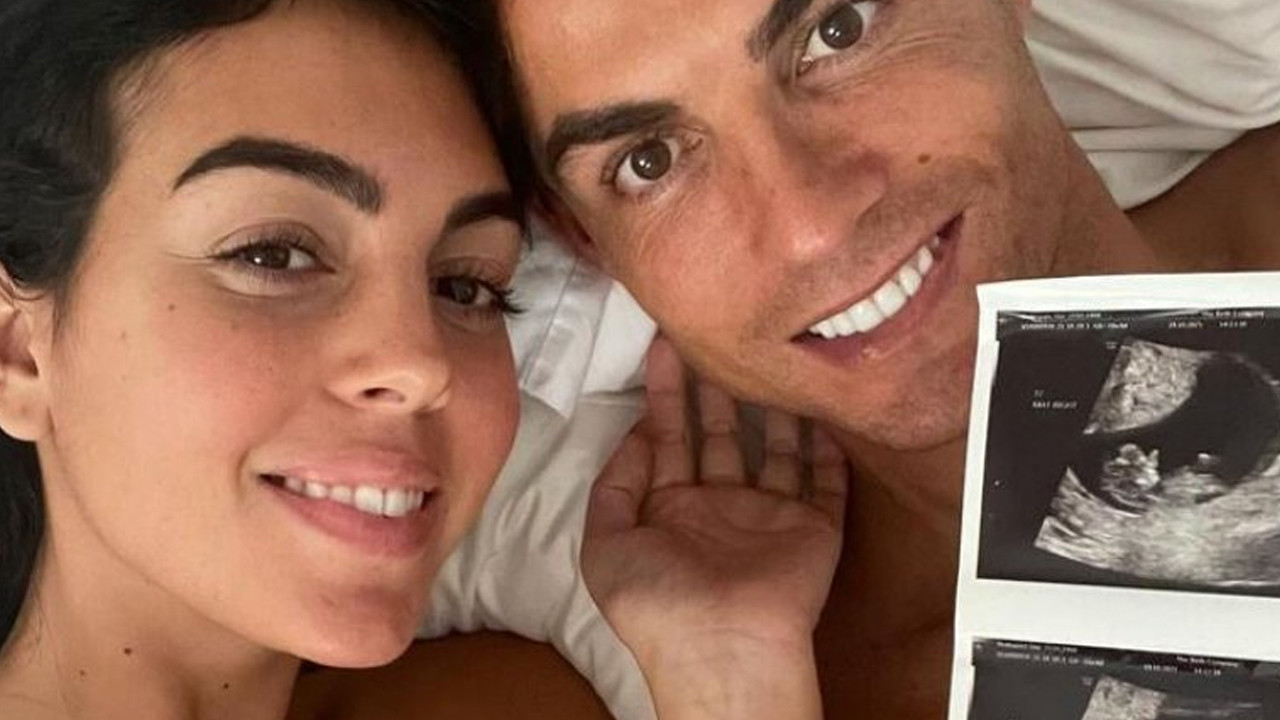 Cristiano Ronaldo ve sevgilisi ikiz bebek bekliyor