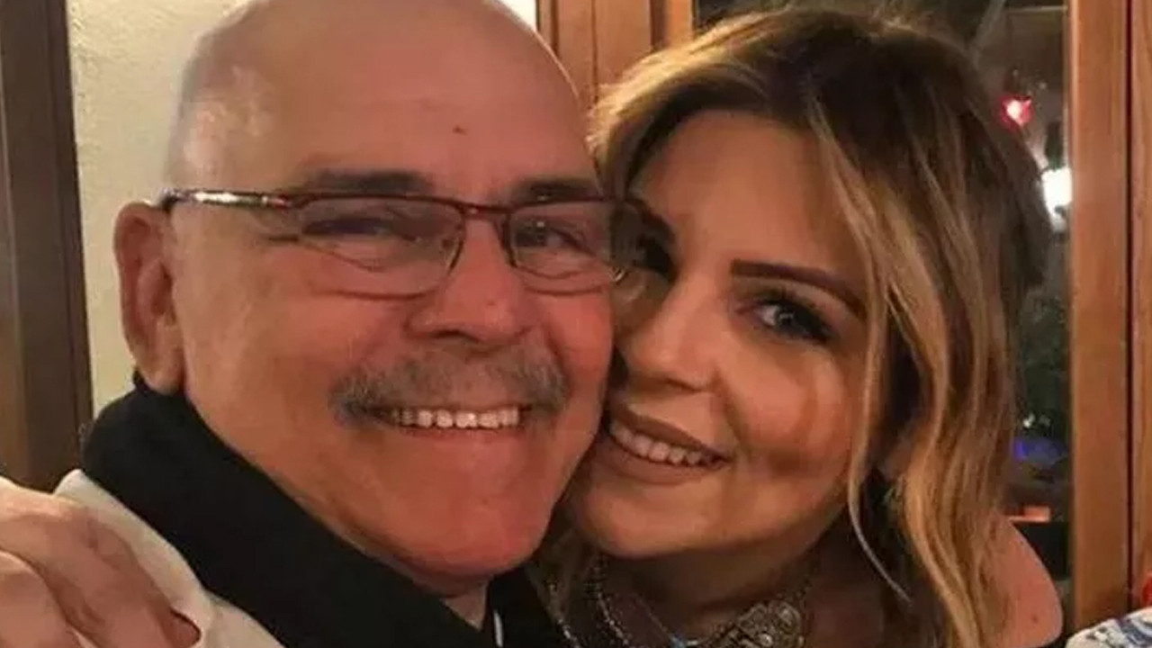 93 kilo veren Pelin Öztekin denize girdi
