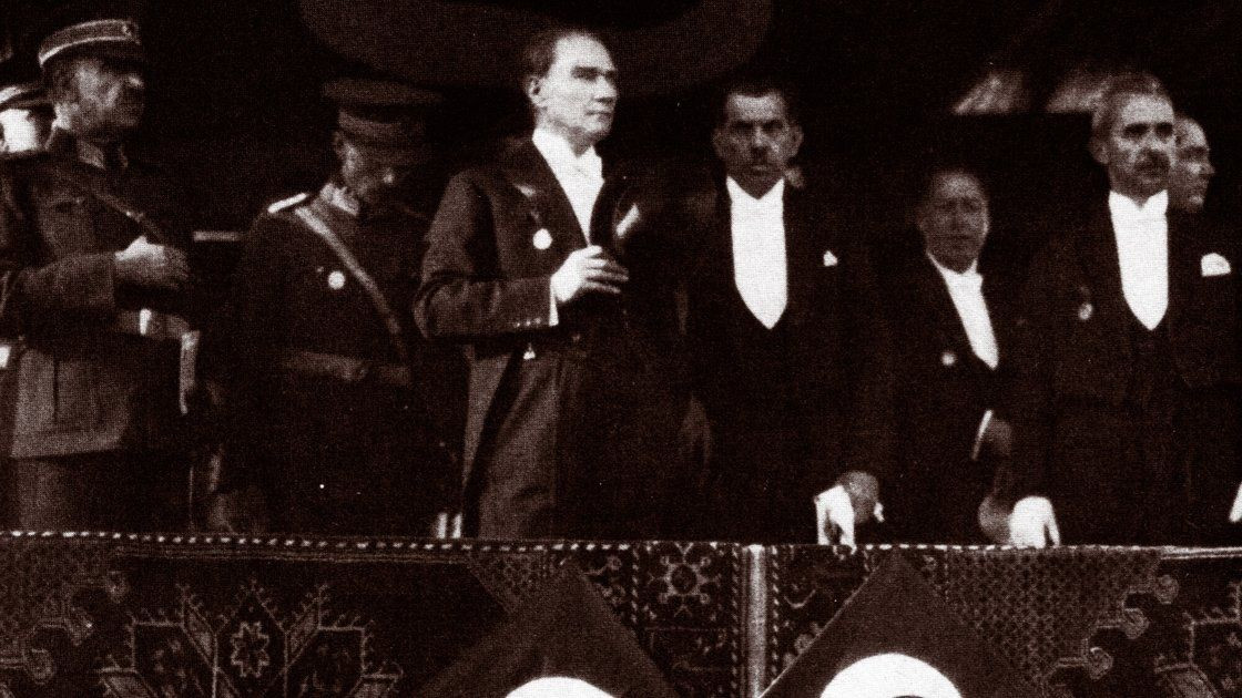 Cumhuriyet'i kimse ondan daha iyi tanımlayamazdı.. Atatürk'ün Cumhuriyet ile ilgili sözleri - Resim: 2