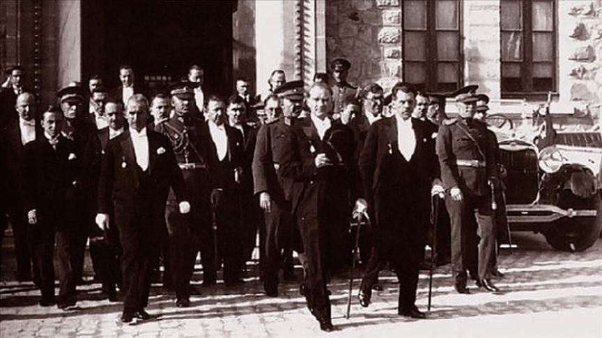 Cumhuriyet'i kimse ondan daha iyi tanımlayamazdı.. Atatürk'ün Cumhuriyet ile ilgili sözleri - Resim: 7