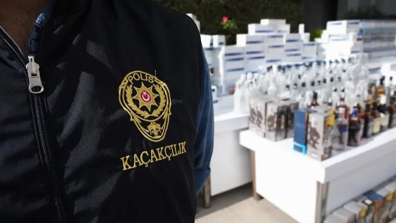 İstanbul'da dev operasyon! 12 bin litre etil alkol ele geçirildi
