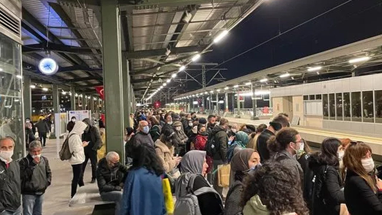 Marmaray'da korkunç ölüm: Tren raylarına atlayarak feci şekilde can verdi