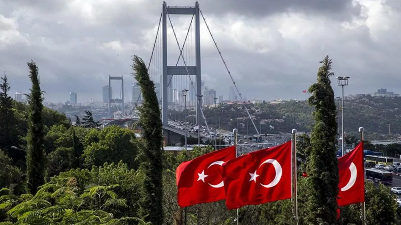Moody's, Türkiye için büyüme tahminini değiştirdi