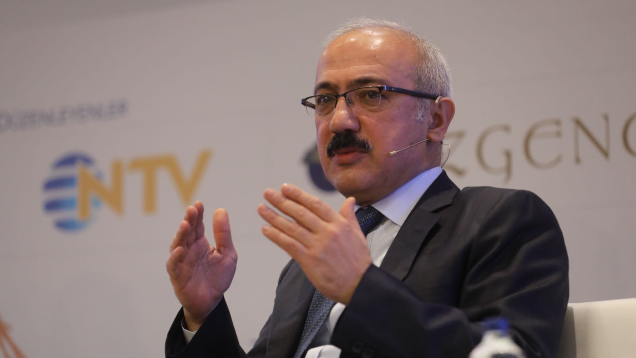 Bakan Elvan istifa mı etti ? Cumhurbaşkanlığı'ndan ilk açıklama
