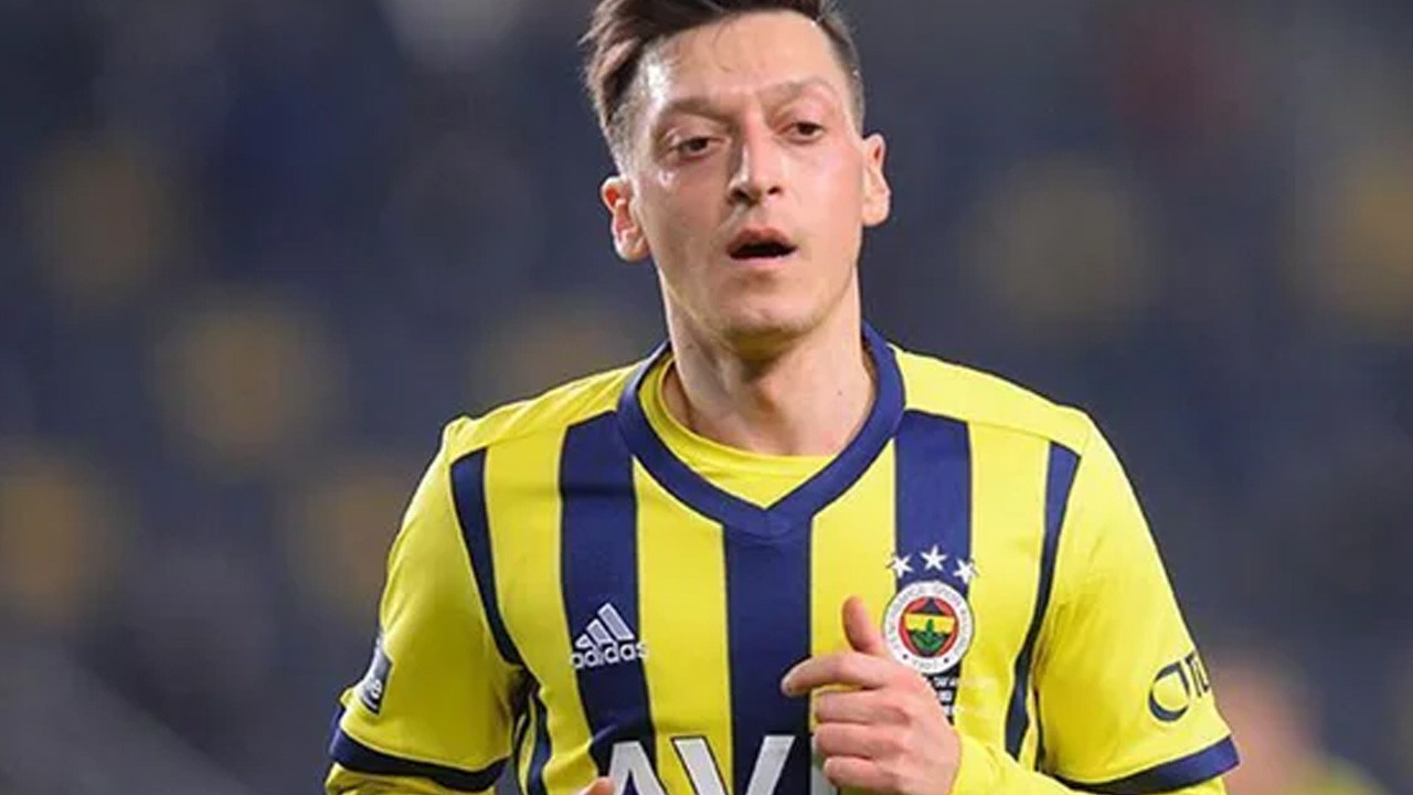 Fenerbahçe'de Mesut Özil için ayrılık iddiası