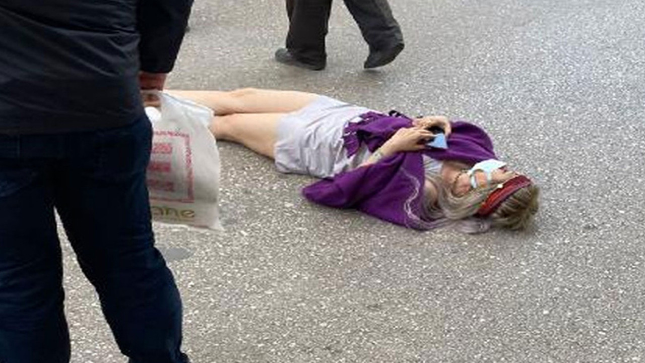 Ordu'da ilginç anlar: Önce yola yattı sonra denize atladı