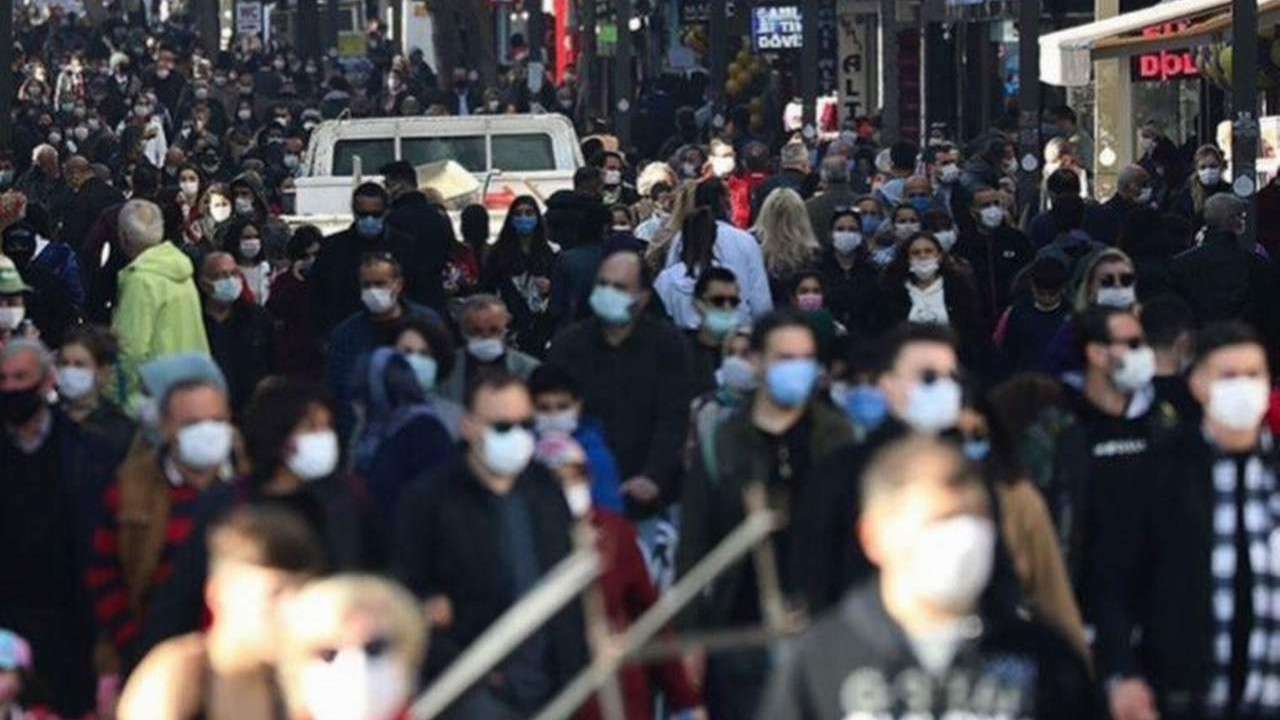 Türkiye'nin güncel koronavirüs vaka ve ölüm tablosu açıklandı