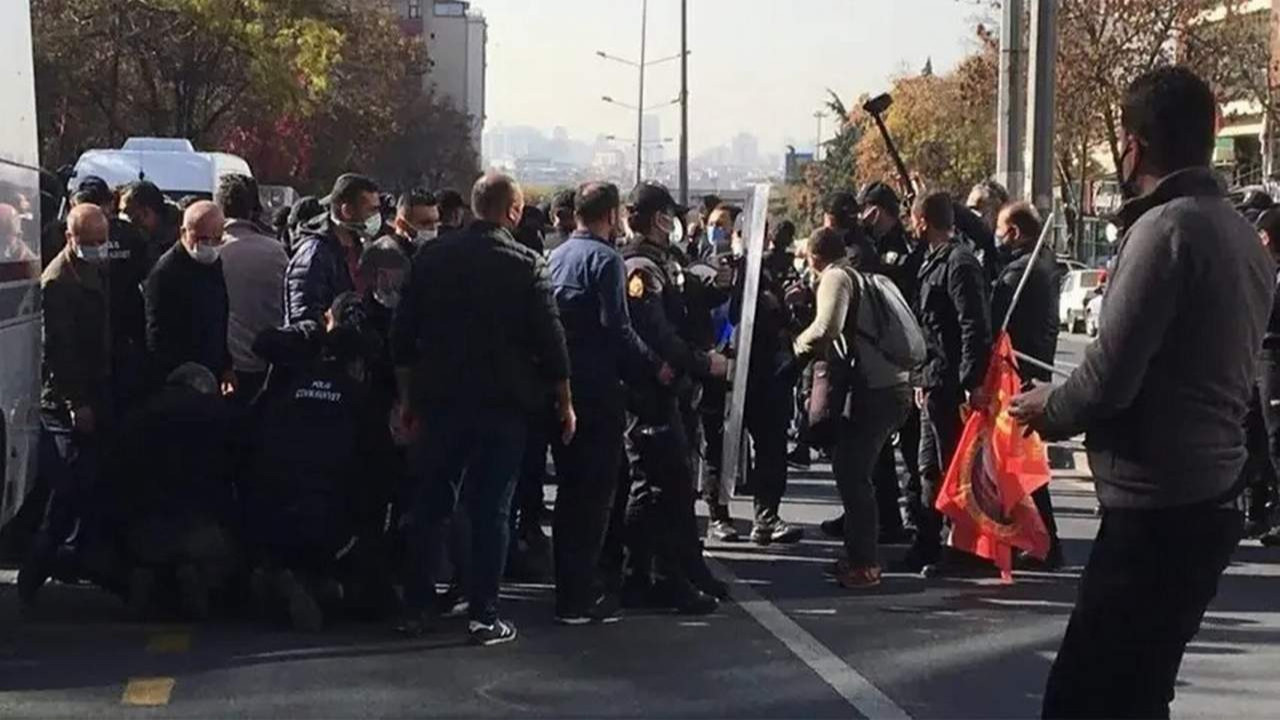 Ankara’daki YÖK eylemine polis müdahalesi