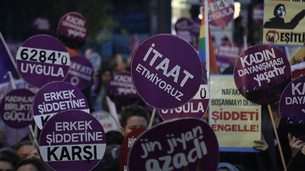 Kadınlardan, Erdoğan'a ''İstanbul Sözleşmesi'' tepkisi