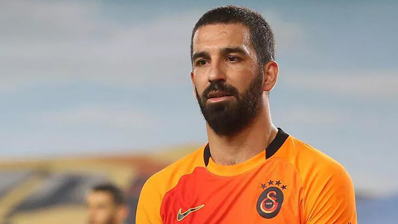 Arda Turan'dan teknik direktörlük için ilk adım