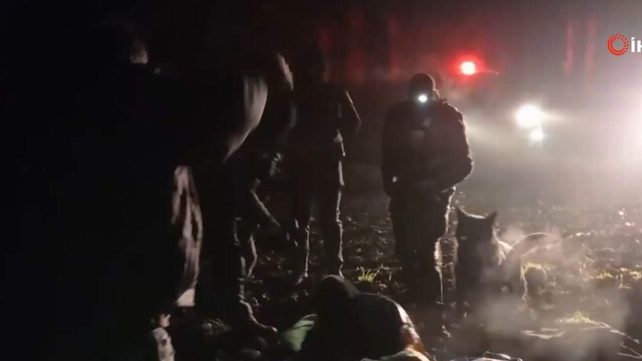 Sınırda insanlık suçu! Göçmenleri dövüp, köpekleri üstlerine saldılar