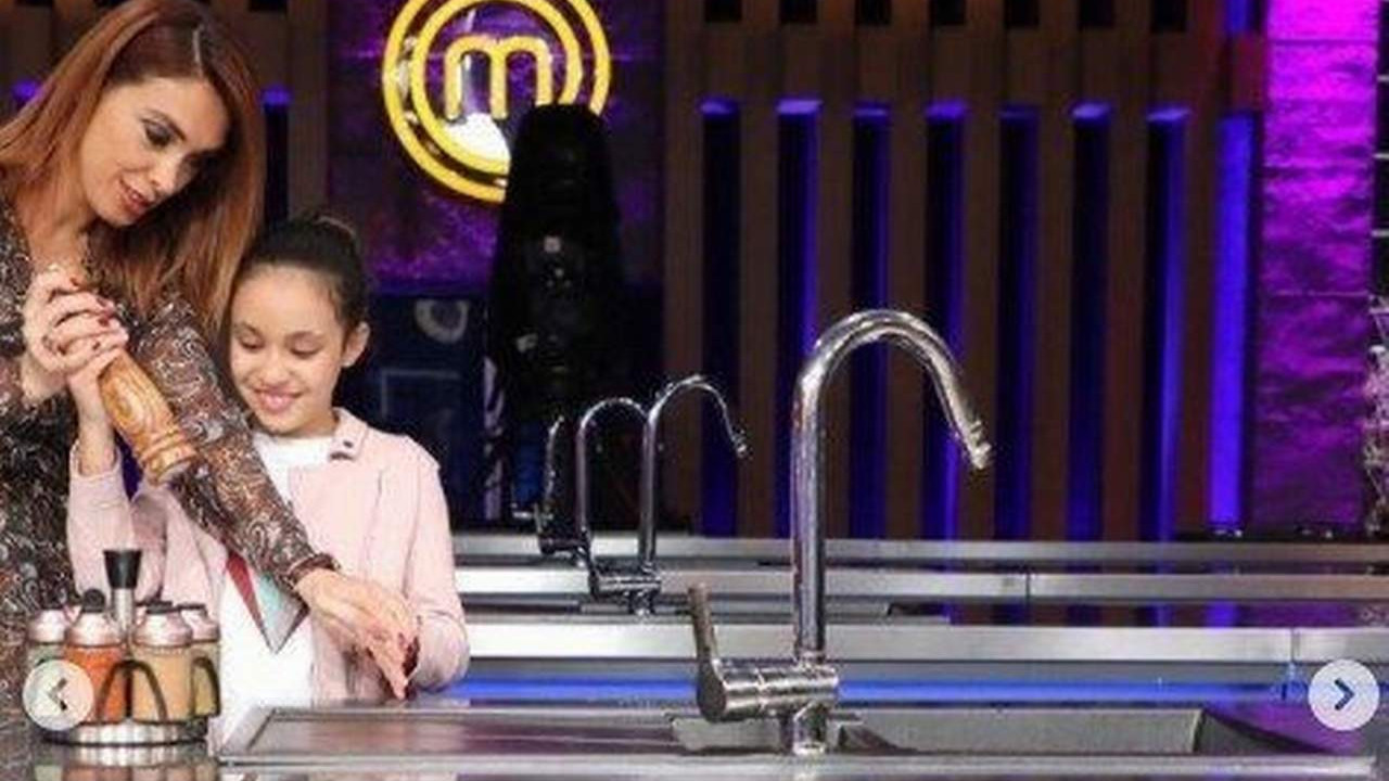 Zuhal Topal kızıyla MasterChef stüdyosunda