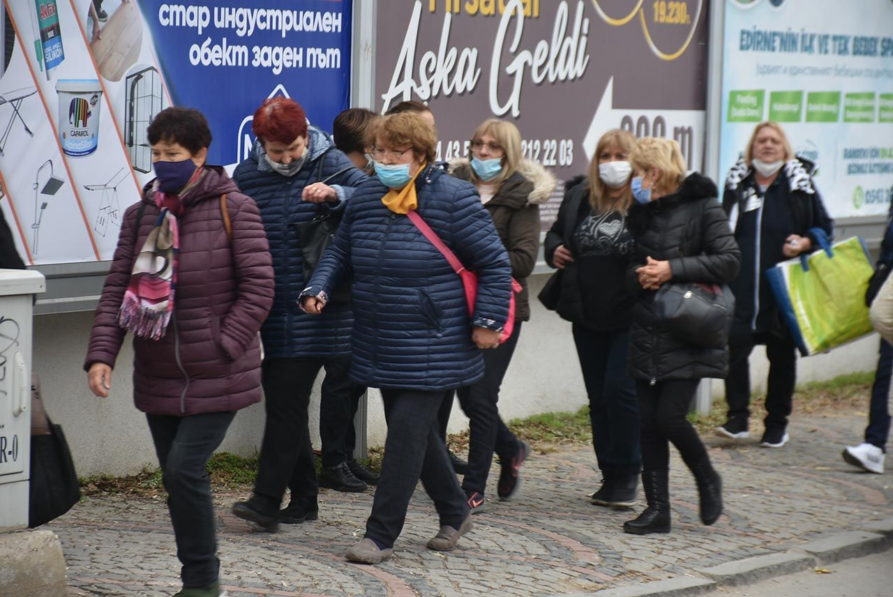 Komşu ülkelerden Edirne'ye akın: ''Kişi başı 500 euro harcıyorlar'' - Resim: 4
