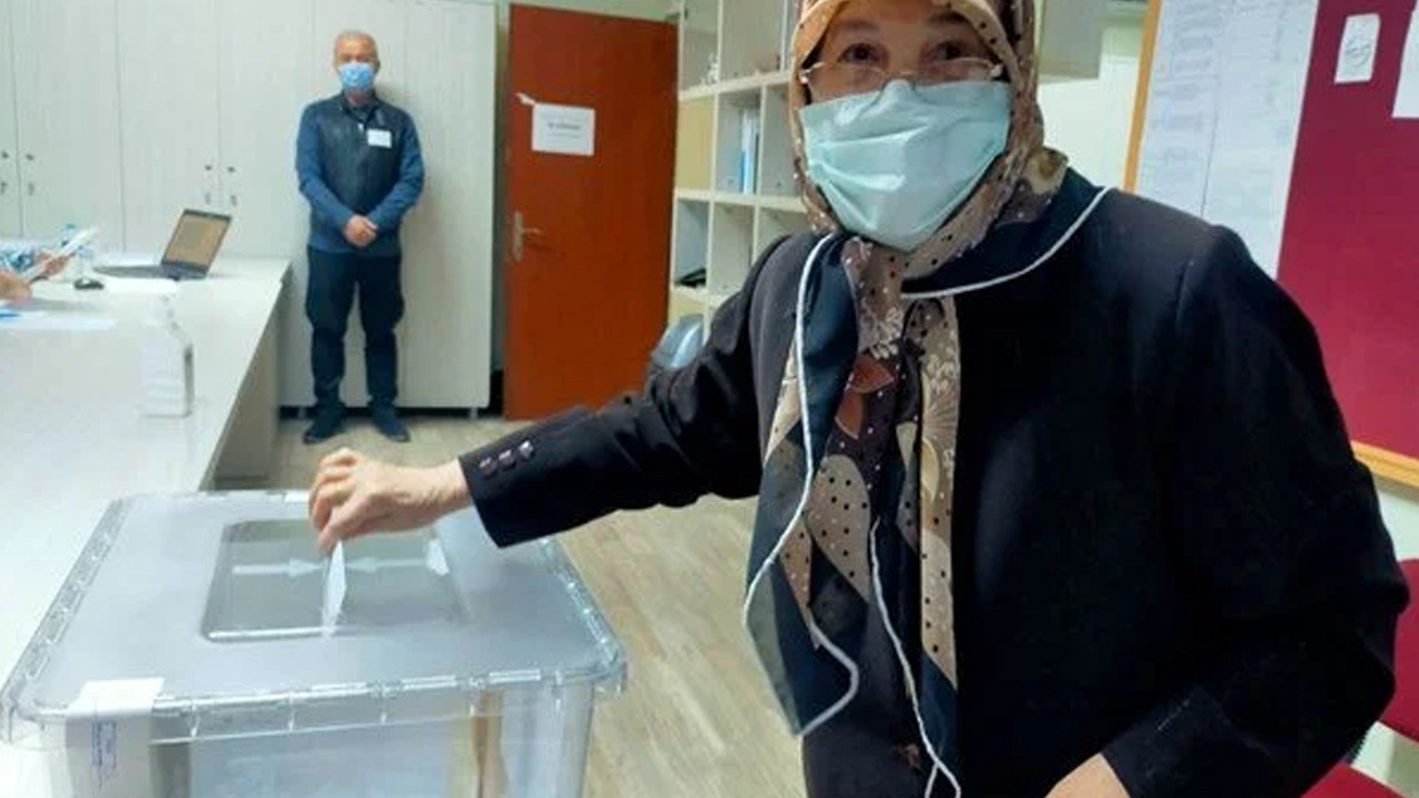 Çifte vatandaşlar Bulgaristan seçimleri için sandığa gitti