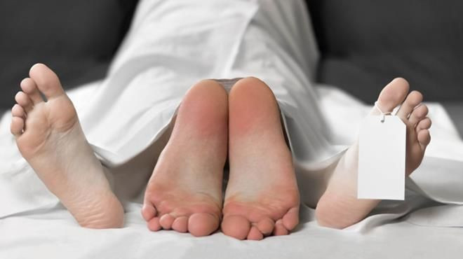 İnanması güç olay: Cenaze arabasını kaçırıp içindeki ölü adamla ilişkiye girdi - Resim: 4