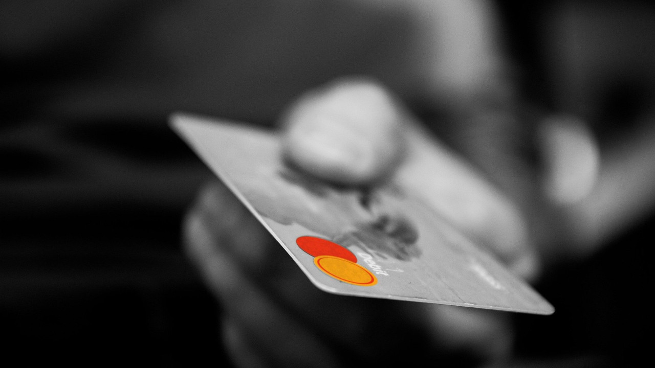 Bankalar TCMB'nin faiz kararını görmüyor: Kredi kartı kullanıcılarına kötü haber!