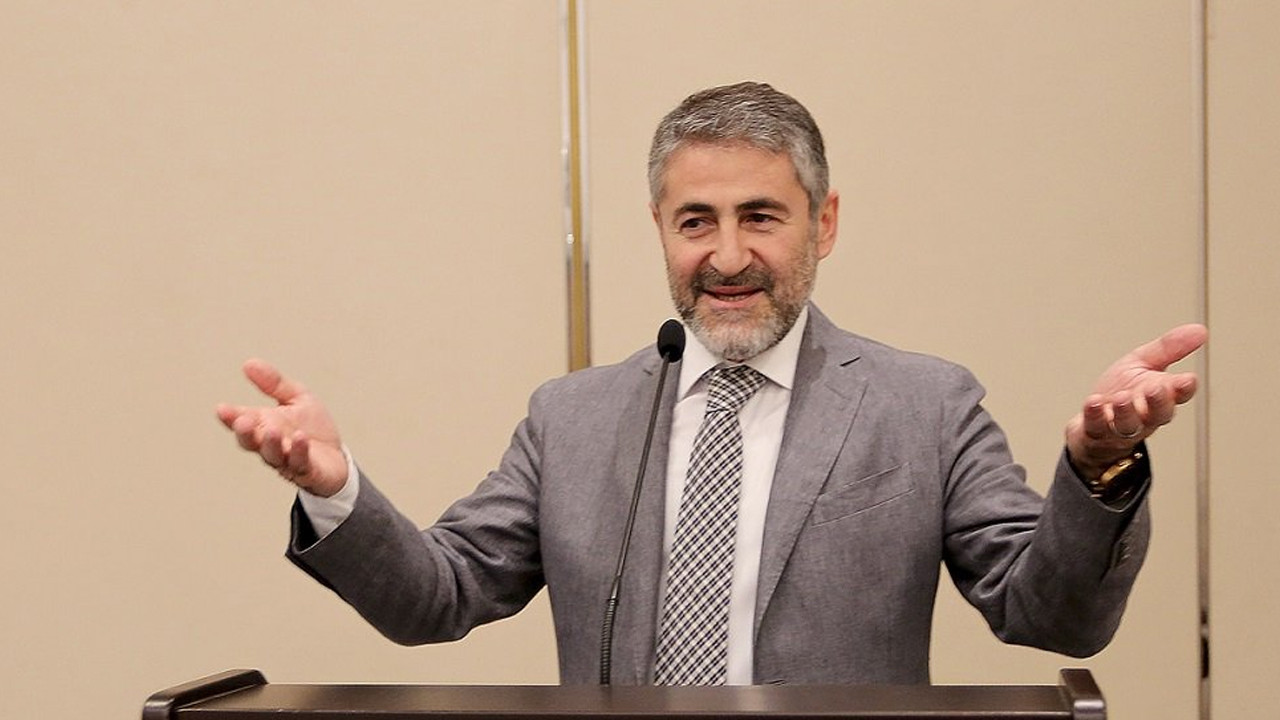 ''Bakan Nebati İngiltere'de döviz kuru sözü verdi''