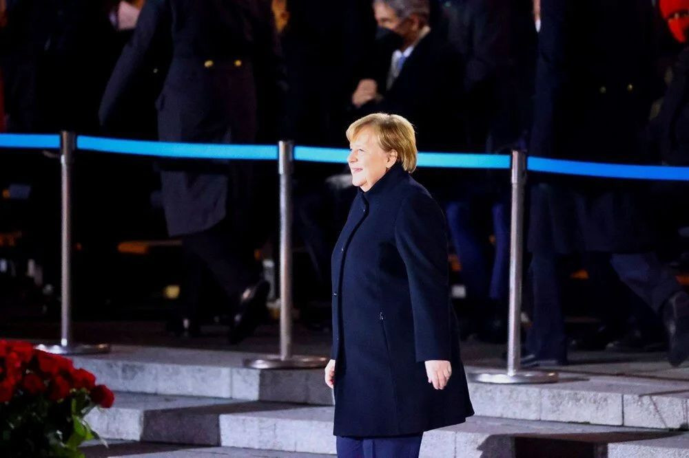 Merkel'in gözyaşları... Böyle veda etti - Resim: 3
