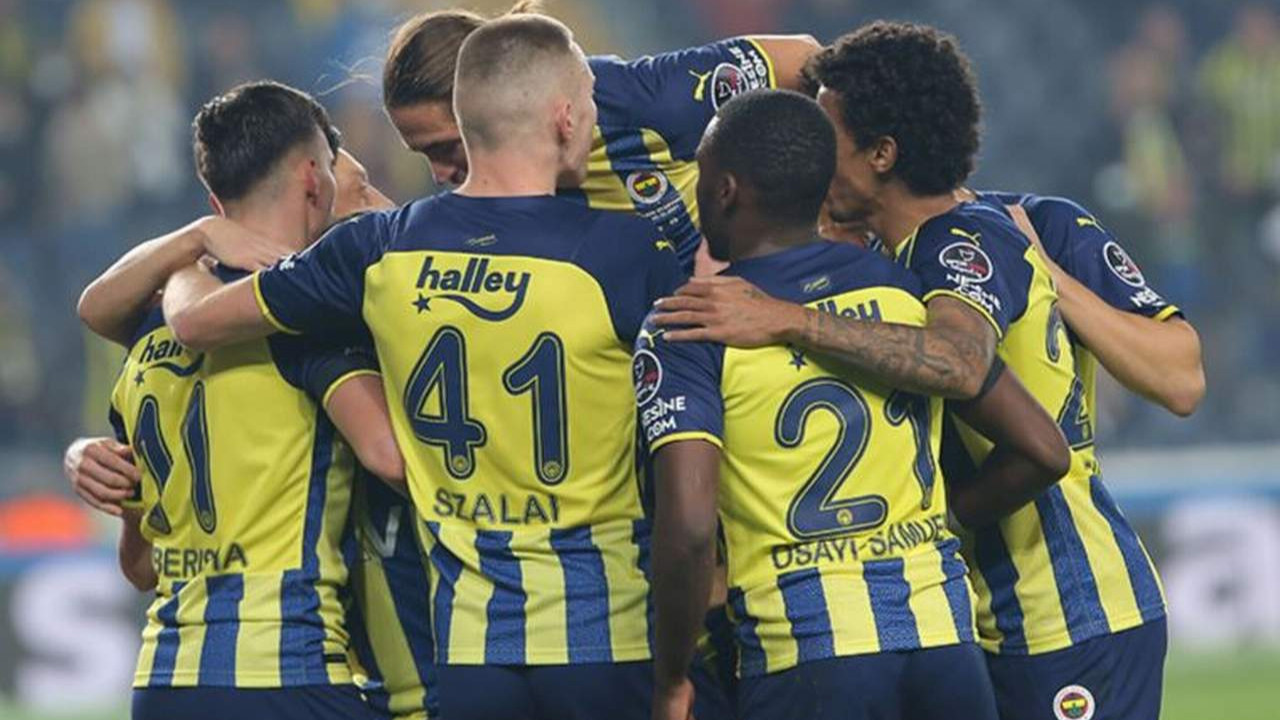 Fenerbahçe Kadıköy'de 4'ledi