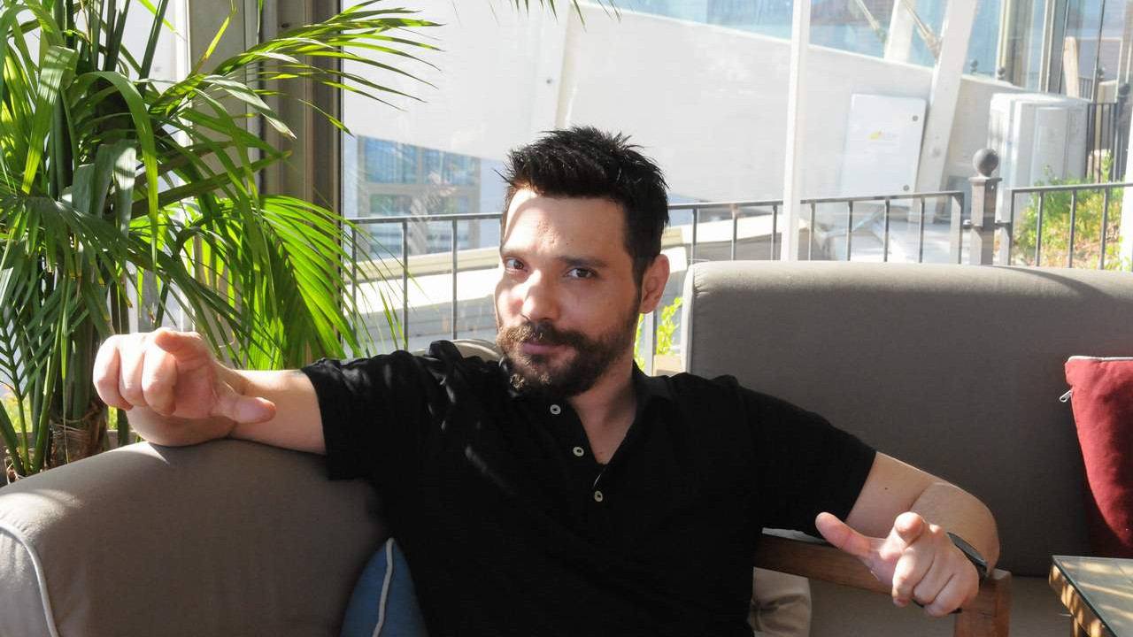 Oğuzhan Uğur: ''Arabamın üzerine mermi bıraktılar''