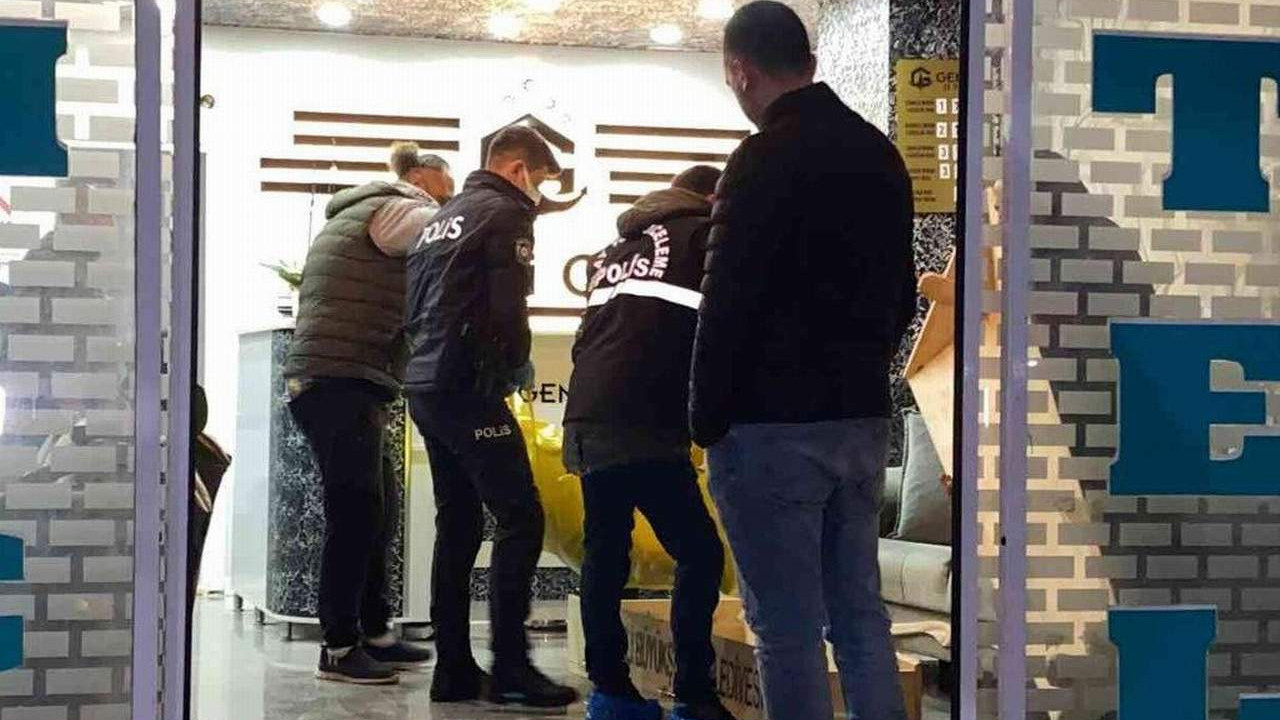 Otelde korkunç cinayet! Genç kadın kanlar içerisinde bulundu