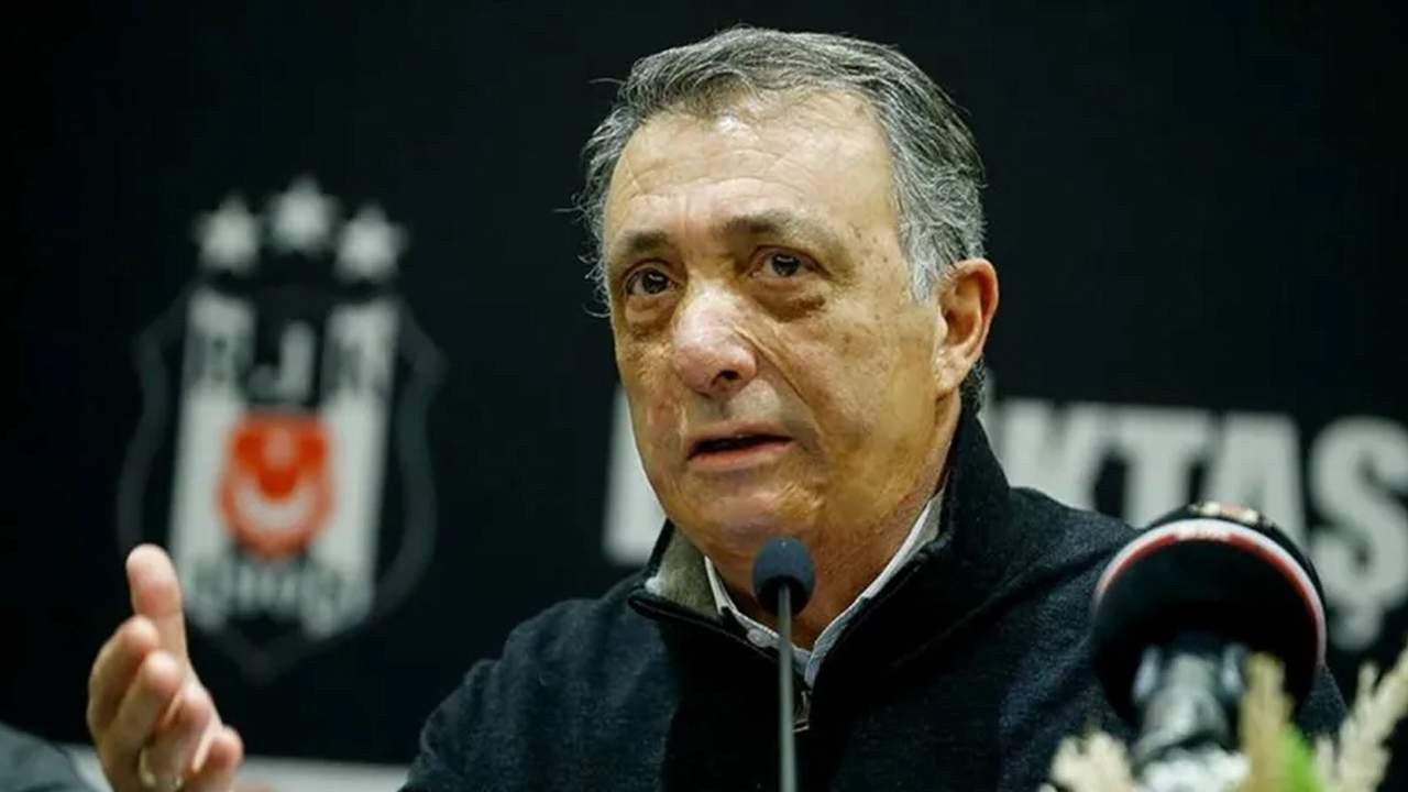 Beşiktaş Başkanı Çebi: ''Sahaya bankalar çıkmayacak''