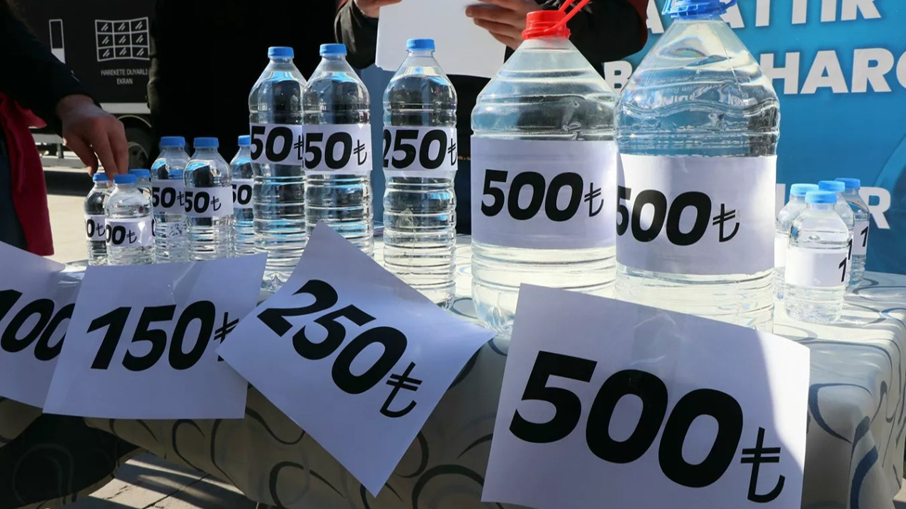 Belediye 5 lt'lik suyu 500 TL'den sattı
