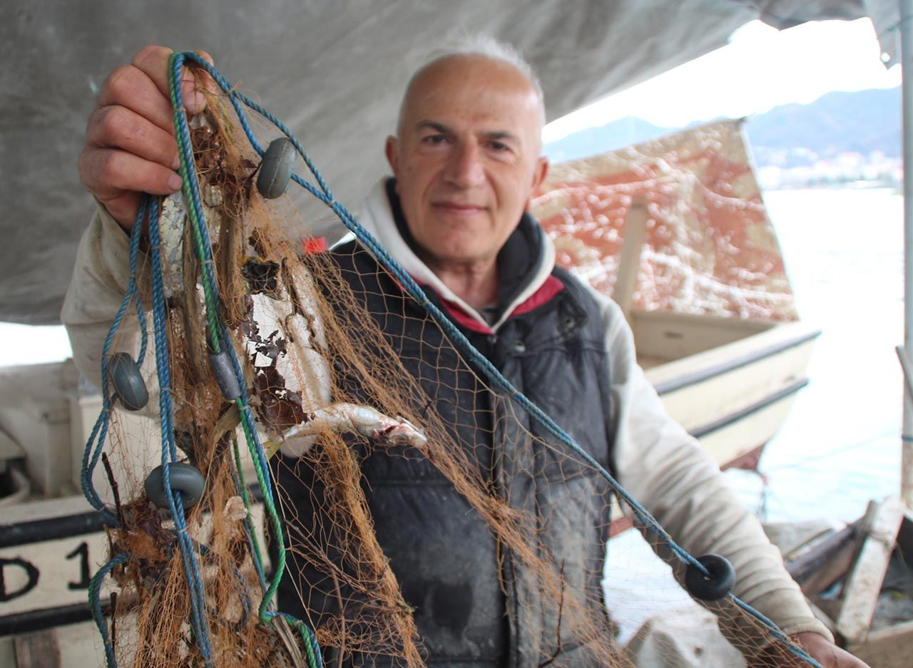Karadeniz'de kırmızı alarm! Balık ağları balık yerine çöp doldu - Resim: 4
