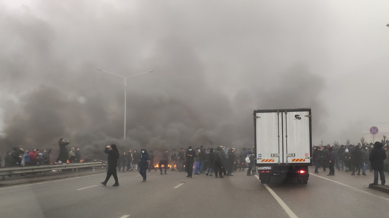 THY İcra Kurulu Başkanı ve eşi Kazakistan'da mahsur mu kaldı ?