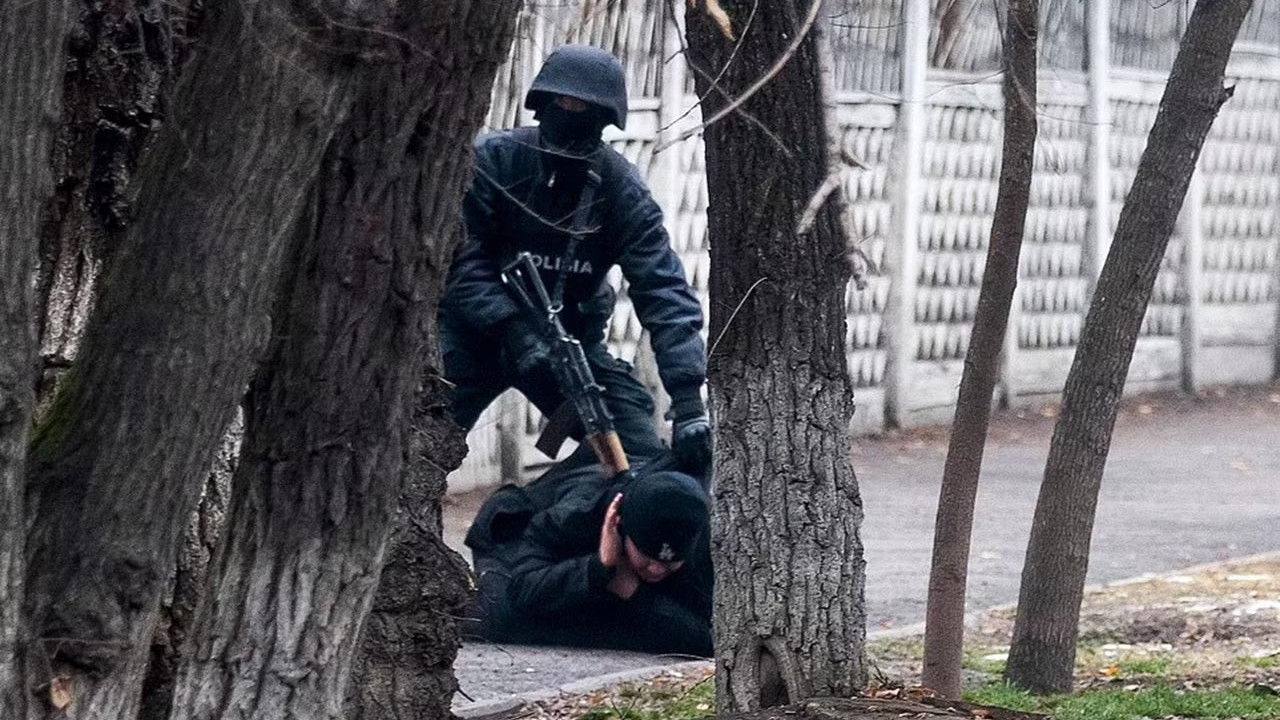 Orduya ''vur emri'' verilmişti... Kazakistan'dan korkunç görüntüler
