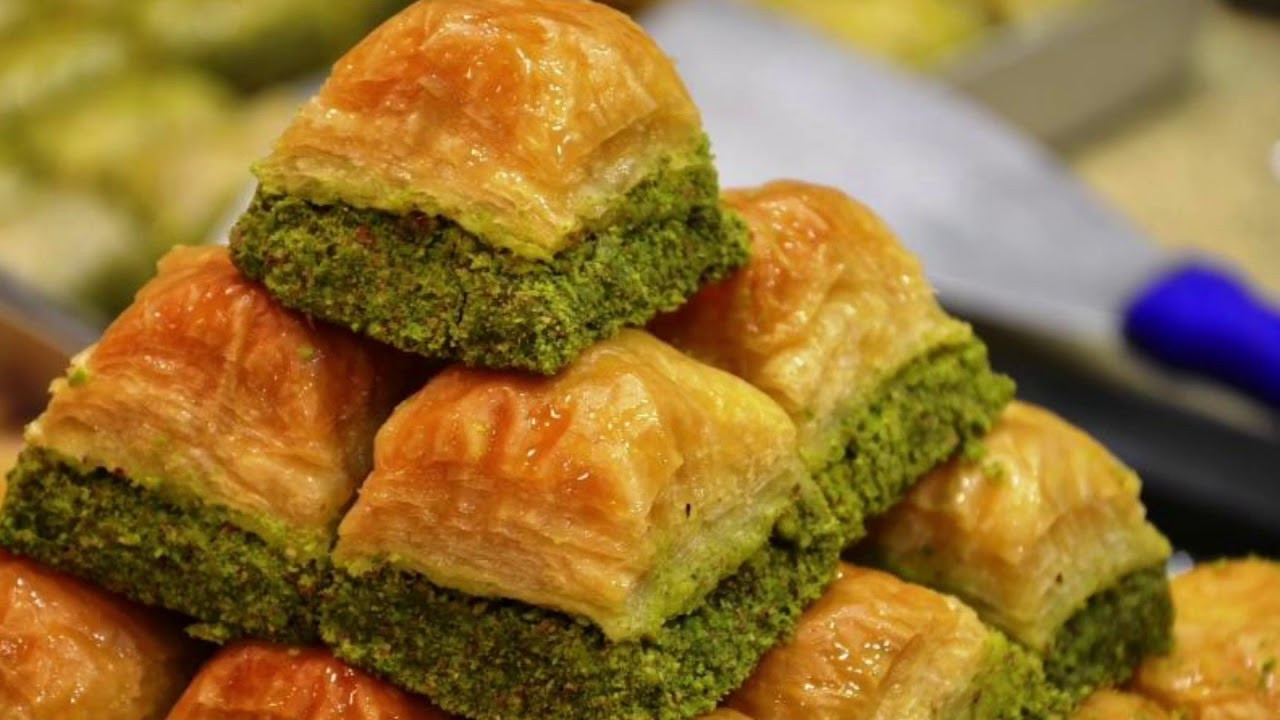 Boşanmak istediği eşinin evine zehirli baklava gönderdi!