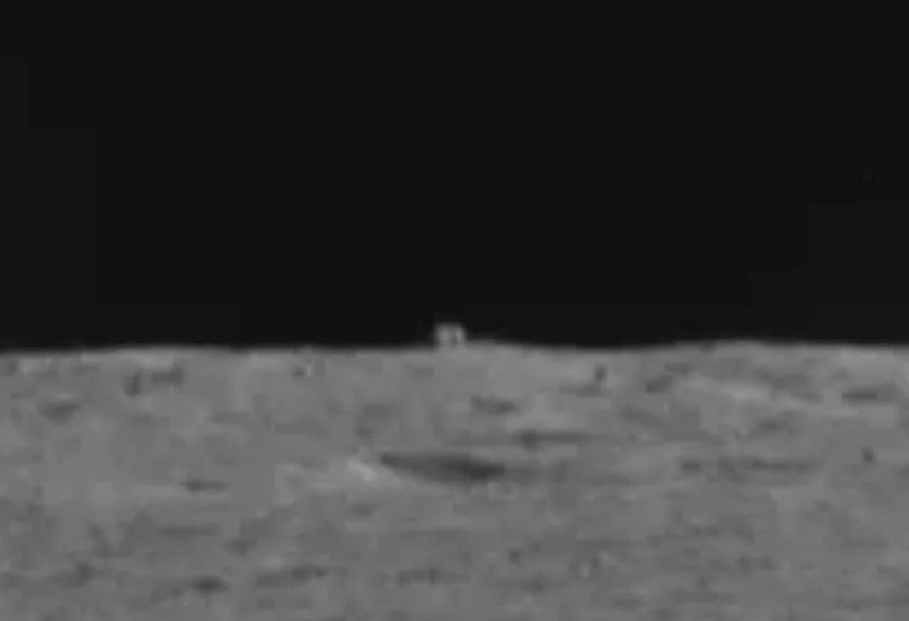 Ay'da keşfedilen gizemli kulübe yakından görüntülendi! Gerçek çok başka çıktı - Resim: 2