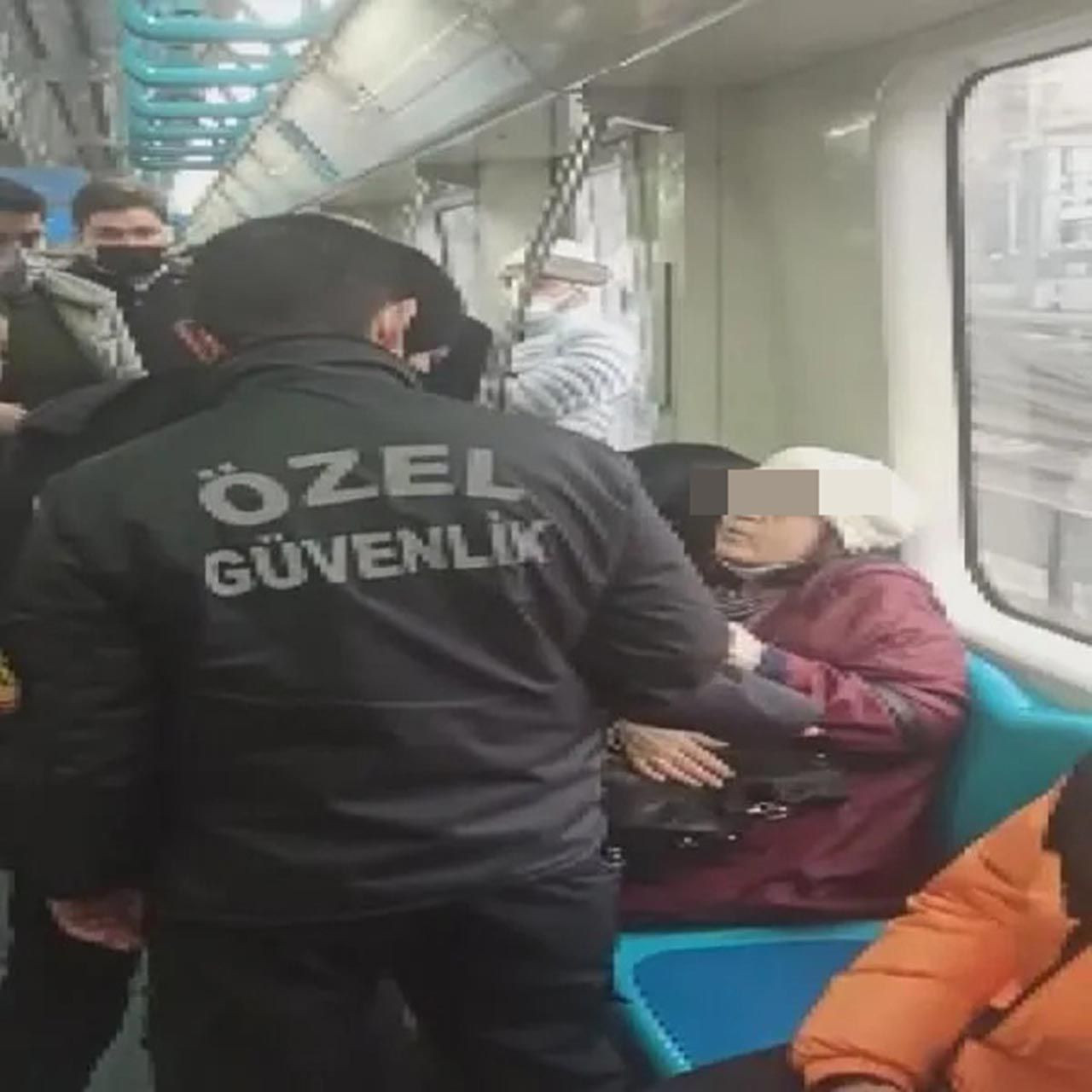 Marmaray'da maske kavgası! 2 sorumsuz kadın metrodan zorla indirildi - Resim: 3