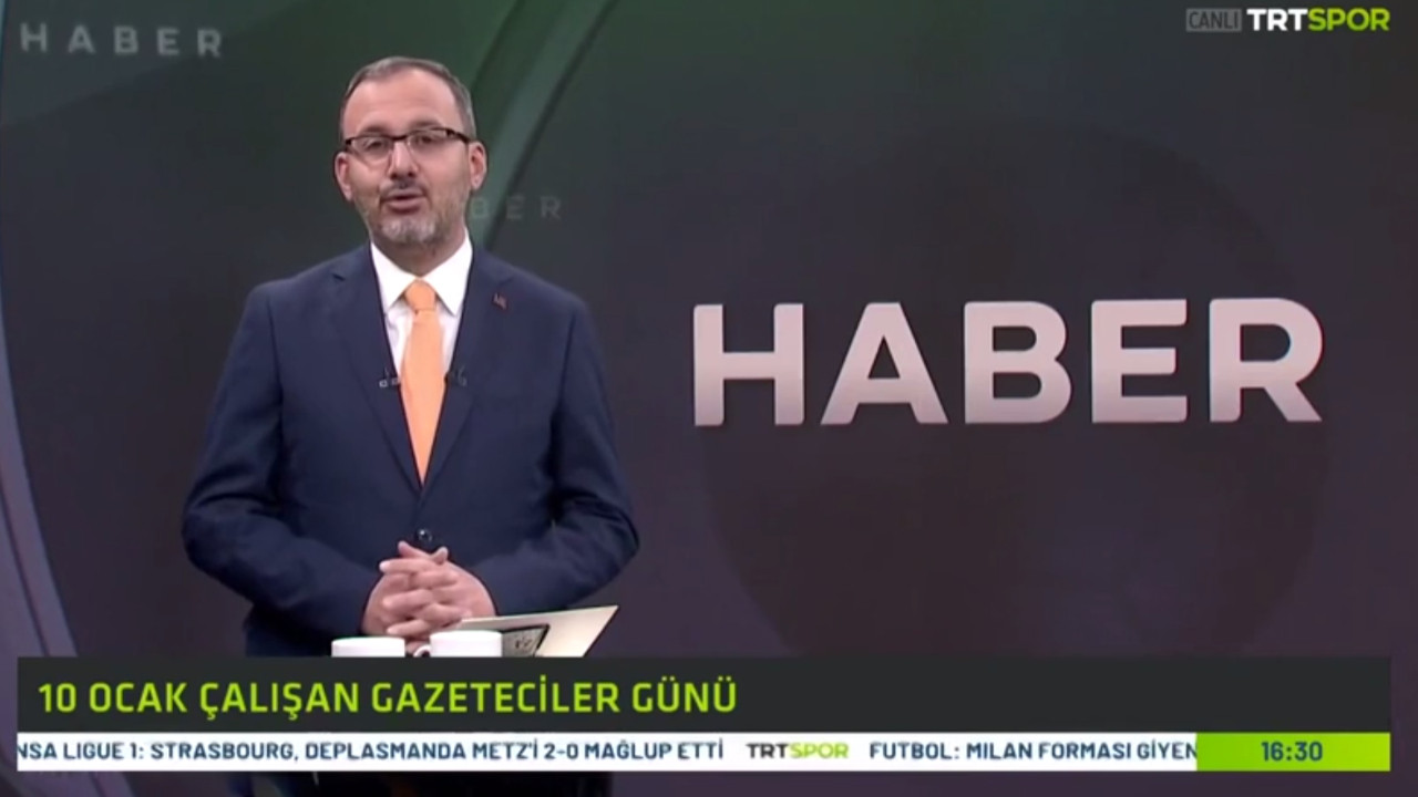Bakan Muharrem Kasapoğlu, TRT Spor'da haber sundu