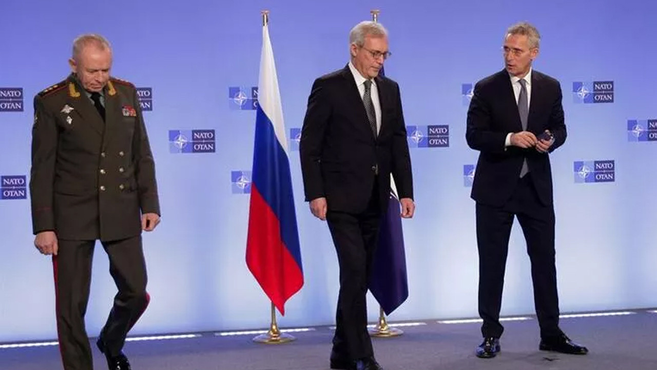NATO'dan Rusya'ya tehdit gibi uyarı: ''Büyük bedel öder''