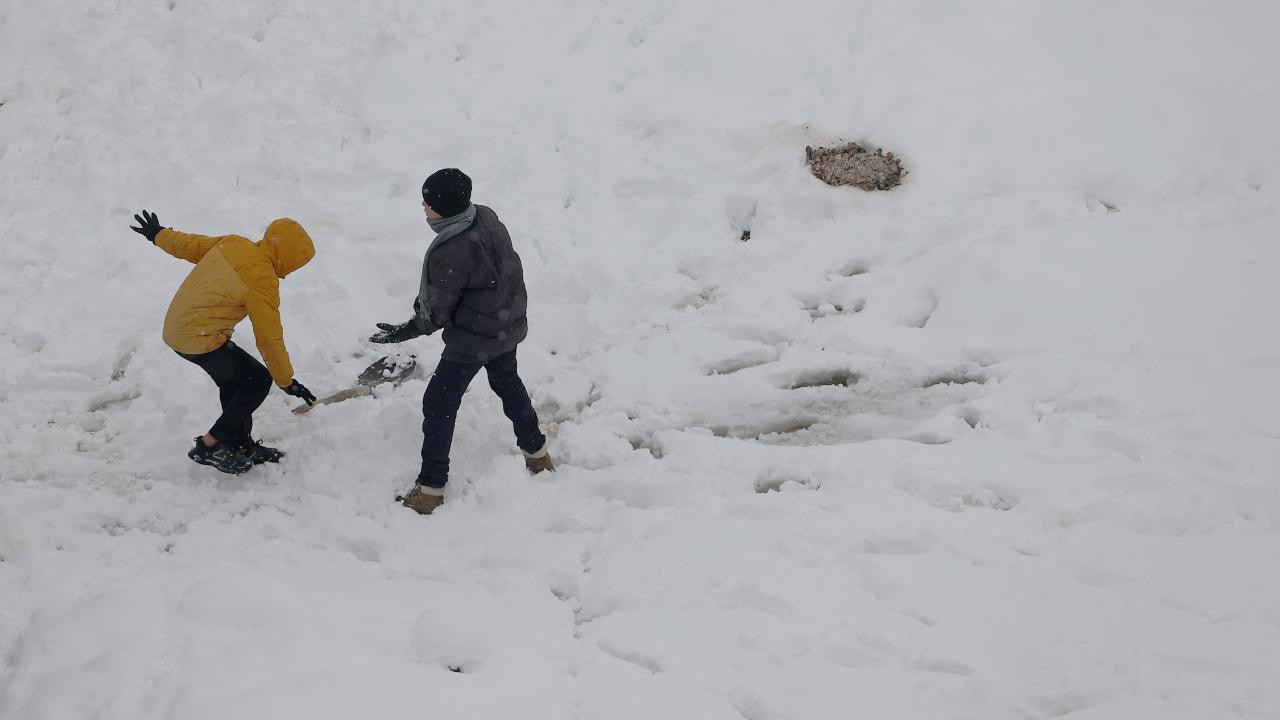 2 ilde kar yağışı nedeniyle okullar tatil edildi