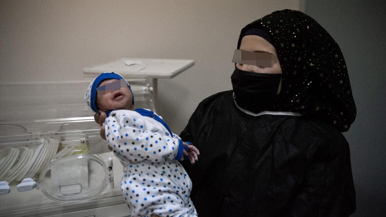Anne karnında koronavirüse yakalanmıştı... Minik bebekten haber var - Resim: 2