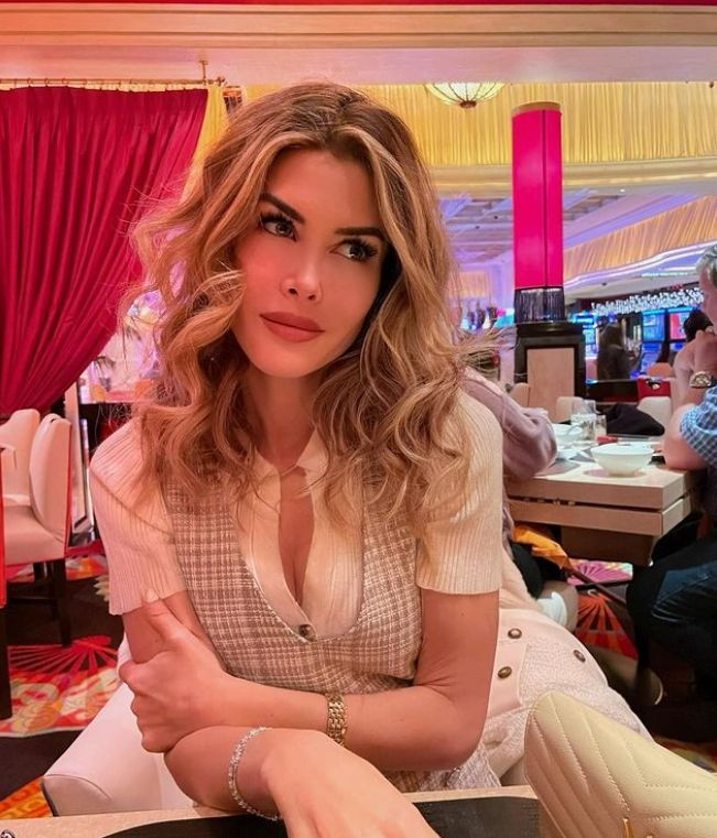 Yasmin Erbil yasak aşk iddialarına ateş püskürdü - Resim: 1