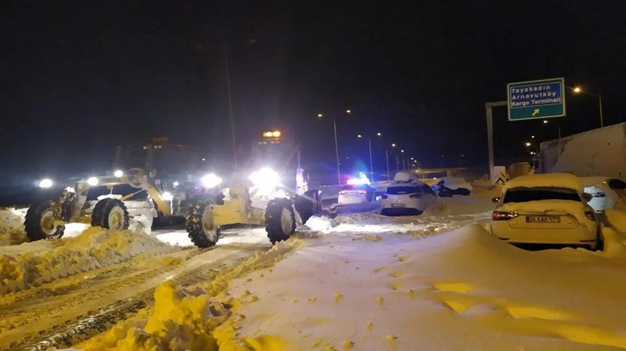 Kuzey Marmara Otoyolu 17 saat sonra açıldı - Resim: 1