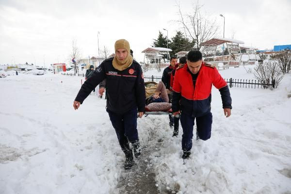 İstanbul'da hamile kadını doğuma itfaiye yetiştirdi - Resim: 2