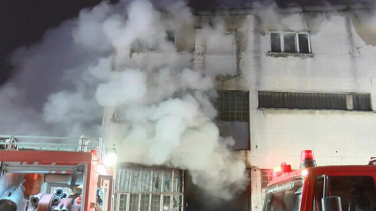 İstanbul'da fabrika yangını