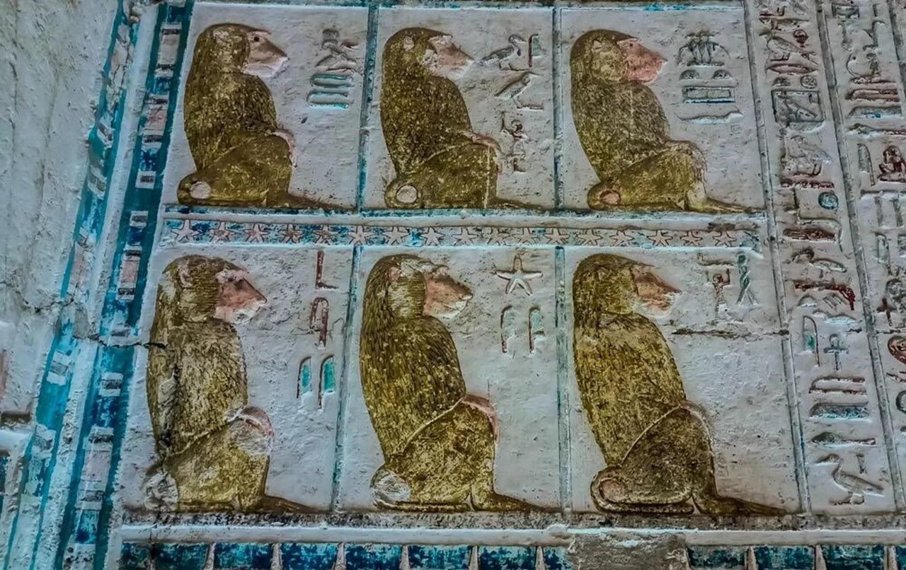 Mısır'da etrafı dağlarla çevrili ''Ölüler Şehri''nin gizemi çözülemiyor - Resim: 4