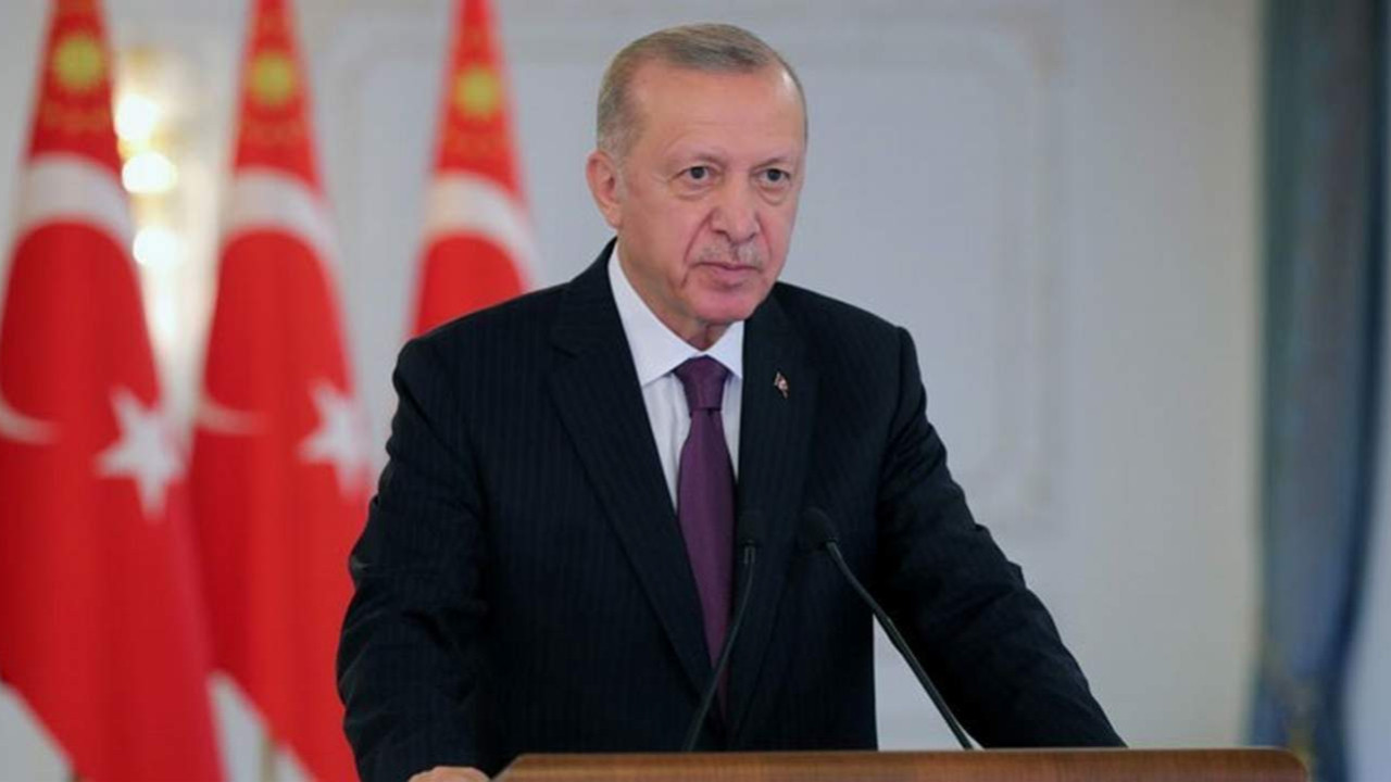 Erdoğan: ''Bu kadar müjdeler verdik alkış yok''