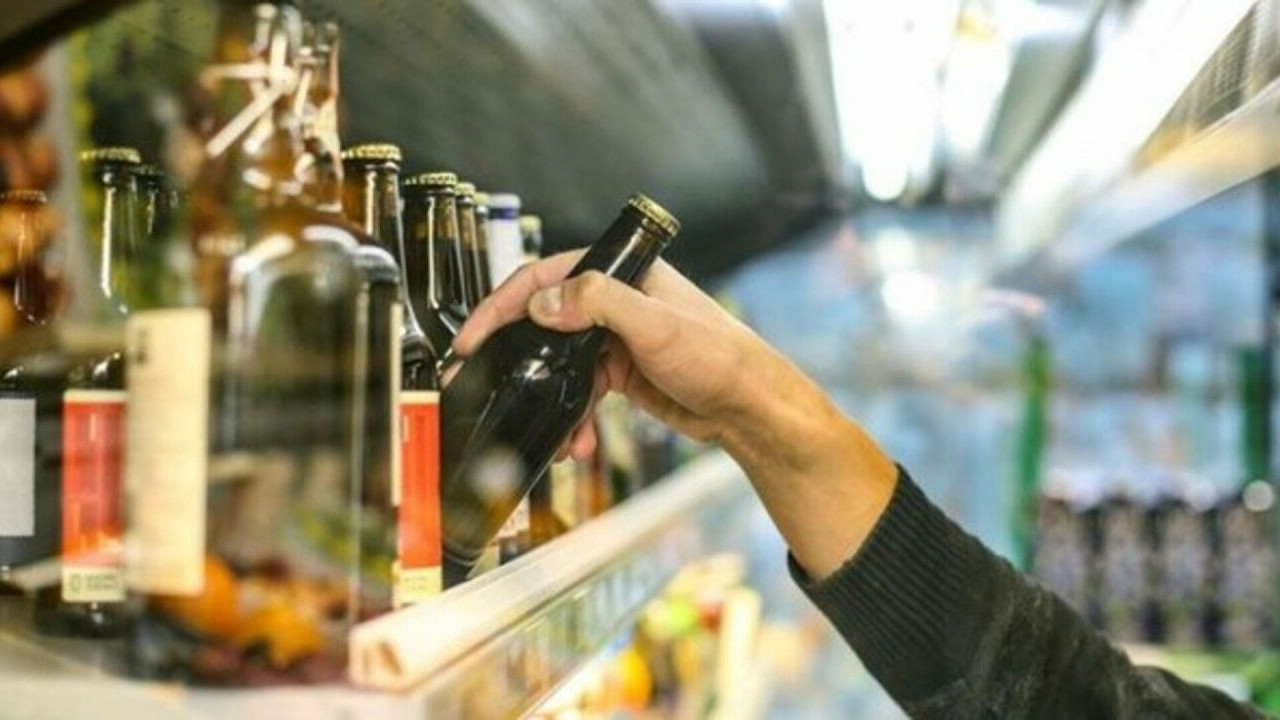 Sahte içkiye karşı yeni önlem! Satın aldığınız içkiyi böyle kontrol edin
