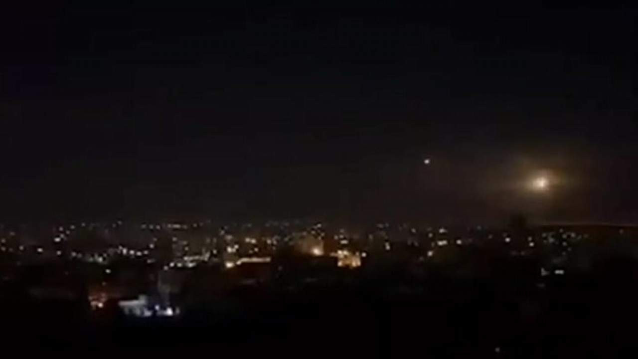 İsrail'den Suriye'ye yine füze saldırısı