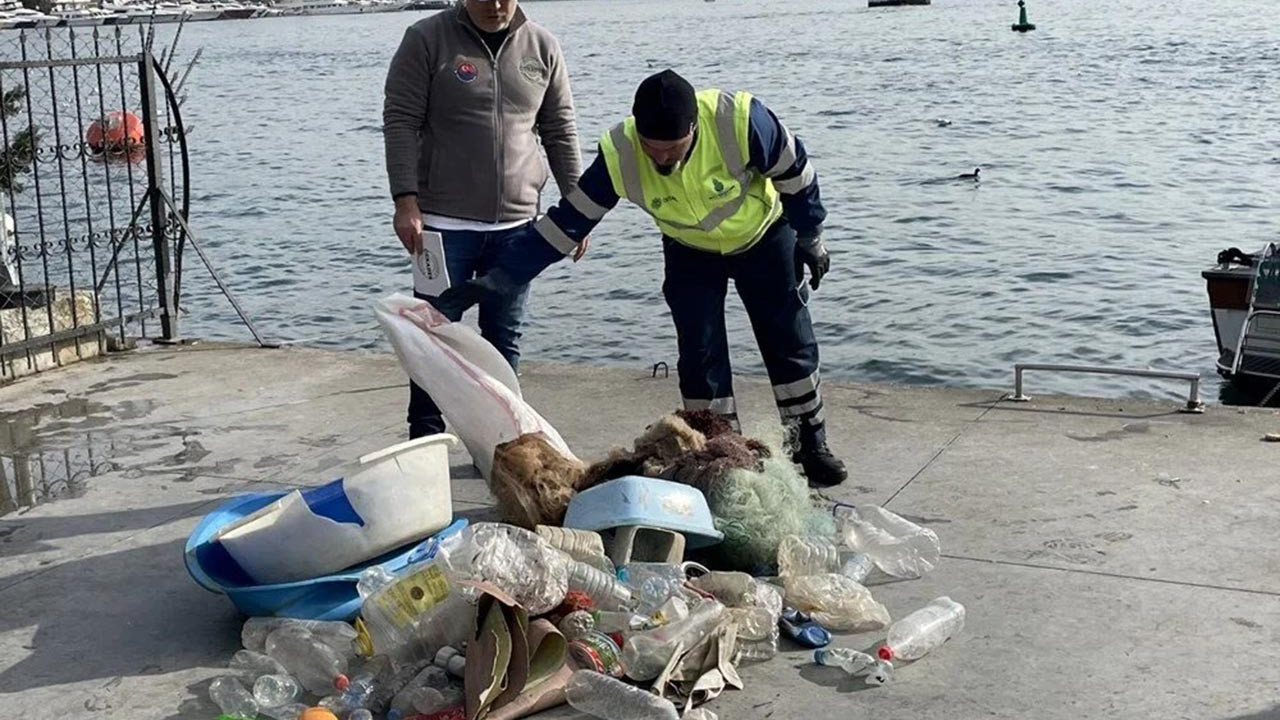 İstanbul'da utandıran manzara! Hepsi denizden çıktı