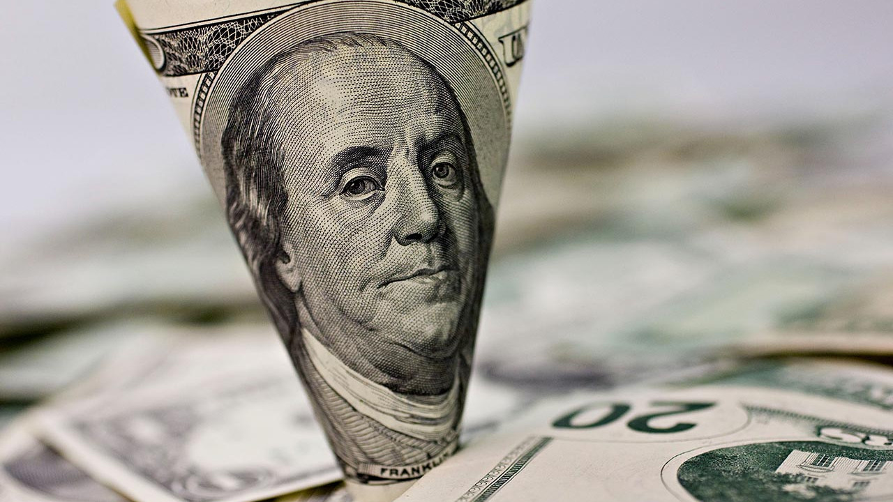 Ünlü ekonomistten dolar tahmini: 9 TL'ye düşeceği tarihi açıkladı