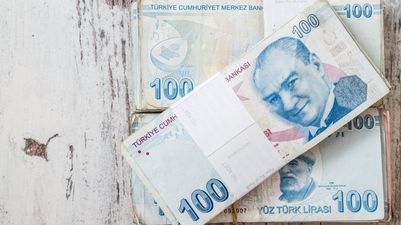 Güven endeksi tüm sektörlerde çöktü