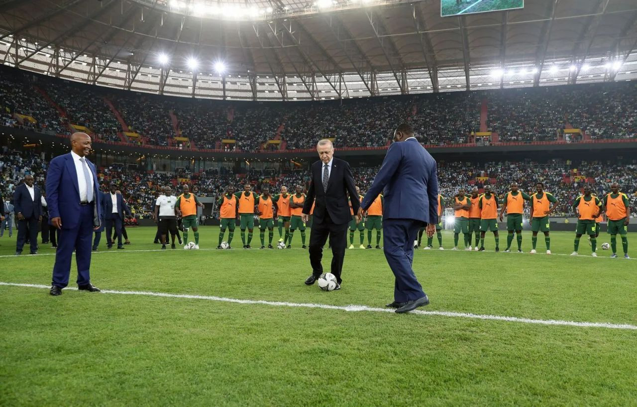 Senegal Stadı'nın ilk golünü Cumhurbaşkanı Erdoğan attı - Resim: 2